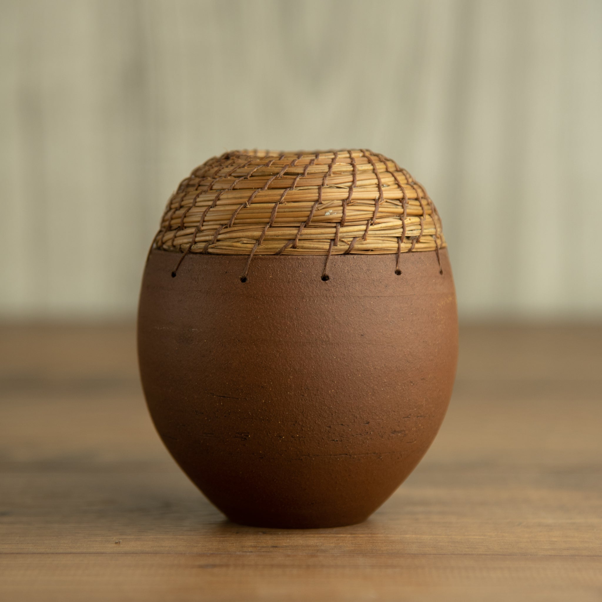 Mini bud vase in Brown Clay